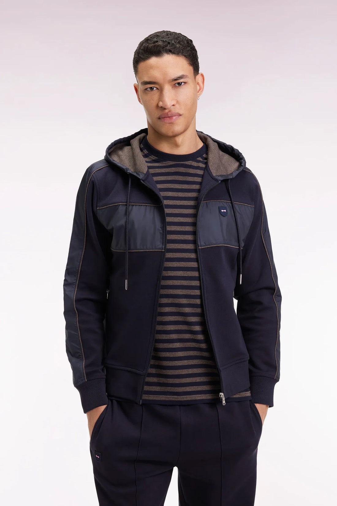 Eden Park_Multi-Color_Zip-Up Hooded Sweatshirt in Navy and Beige Fleece and Nylon_H25MAISW0038_BLF_01