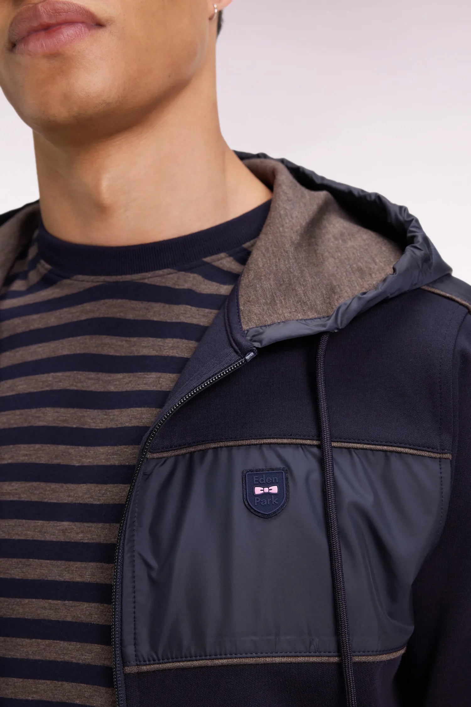 Eden Park_Multi-Color_Zip-Up Hooded Sweatshirt in Navy and Beige Fleece and Nylon_H25MAISW0038_BLF_04