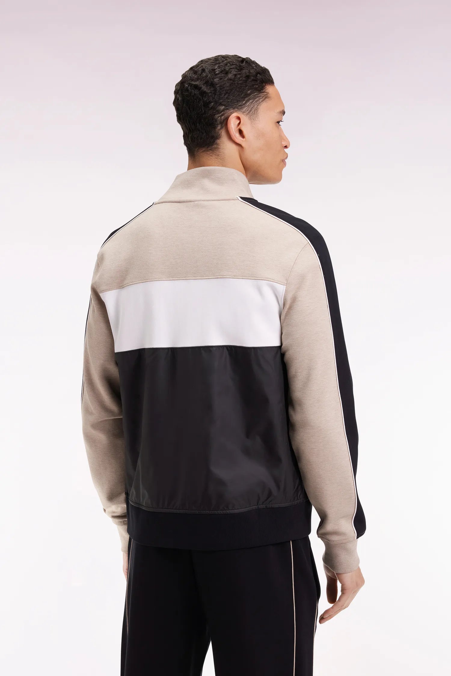 Eden Park_0_Two-Material Zipped Sweatshirt in Beige Quilted Nylon_H25MAISW0045_BEC13_05