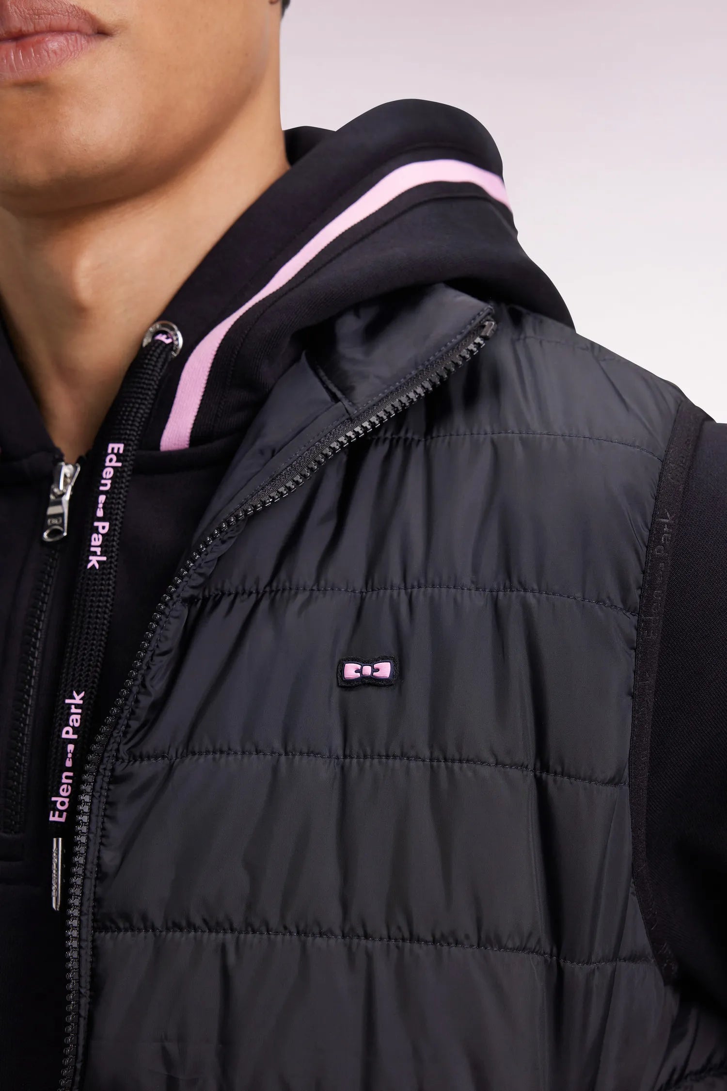 Eden Park_0_Black Quilted Nylon Sleeveless Down Jacket_H25PAMDS0001_NO_03