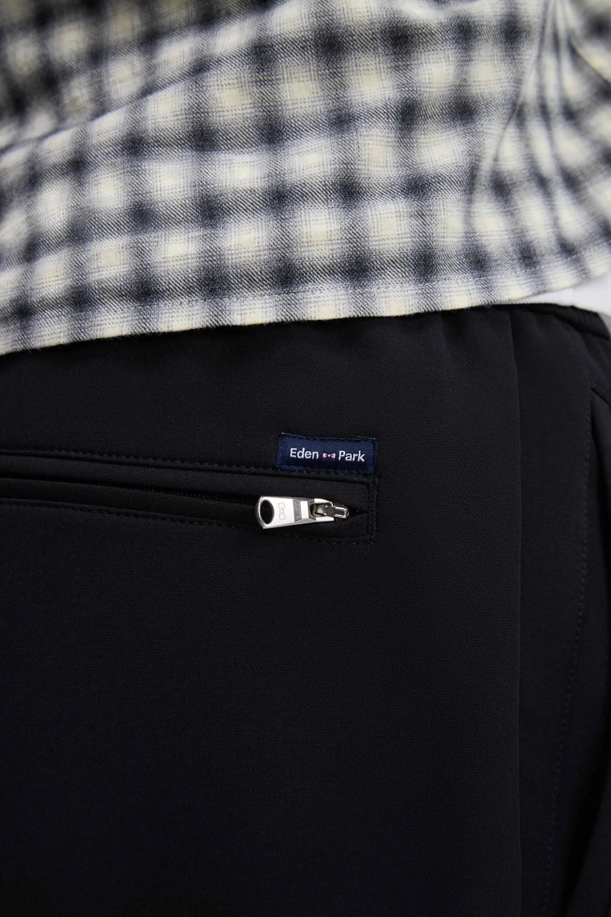 Eden Park  Men Black Technical Stretch Nylon Elasticated Waistband with a Modern Fit SKU: H26BASPA0004_NO Image 06