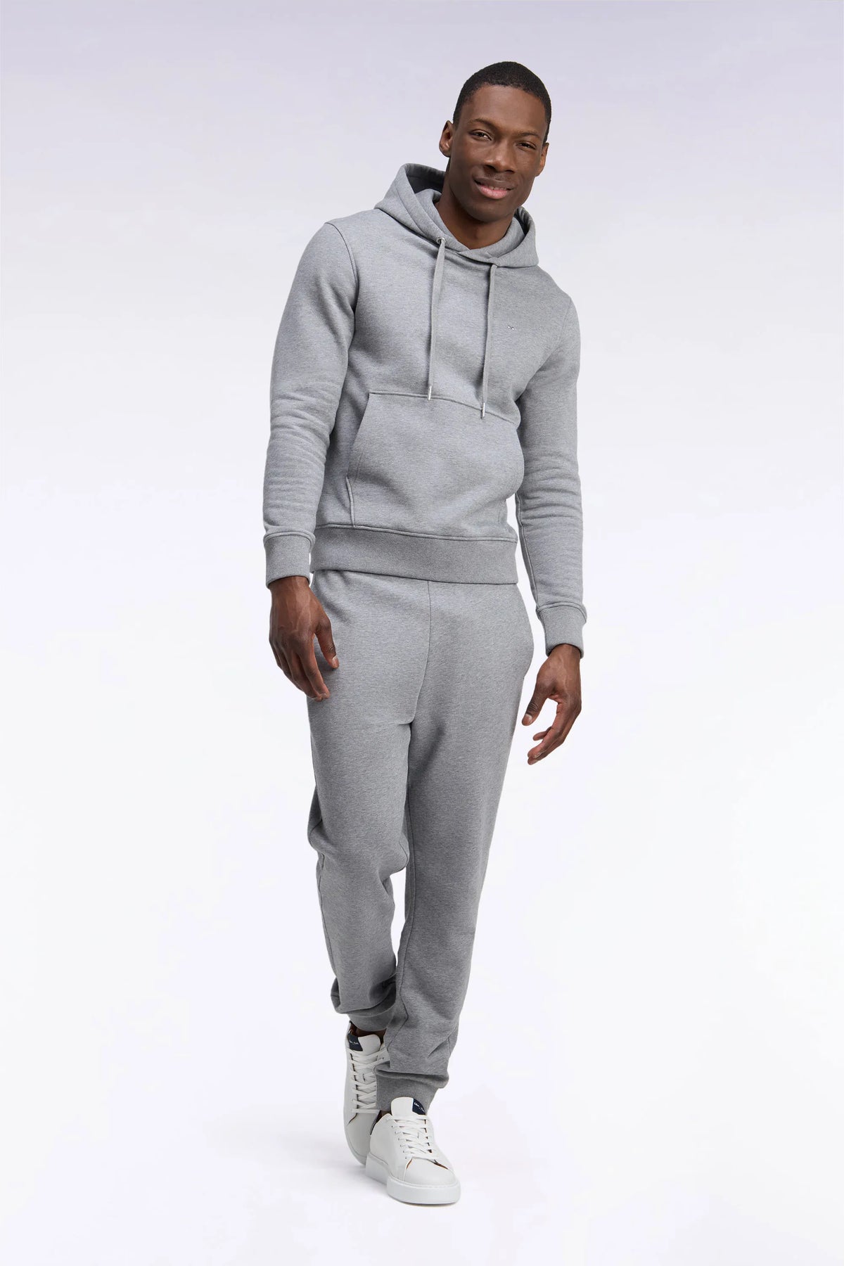 Eden Park  Men Plain Grey Cotton Fleece Jogging Pants with a Straight Cut SKU: H26MAIJO0001_GRM19 Image 03