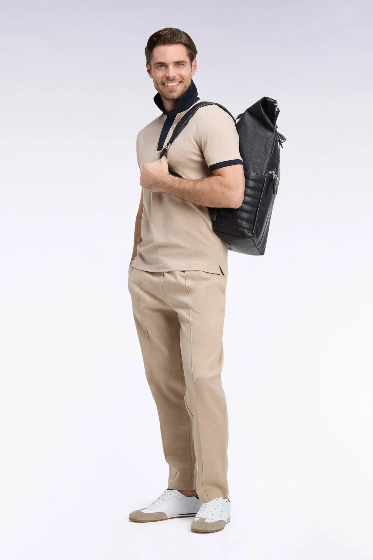Eden Park  Men Beige Stretch Cotton Interlock Joggers with a Straight Cut SKU: H26MAIJO0005_BEC13 Image 03