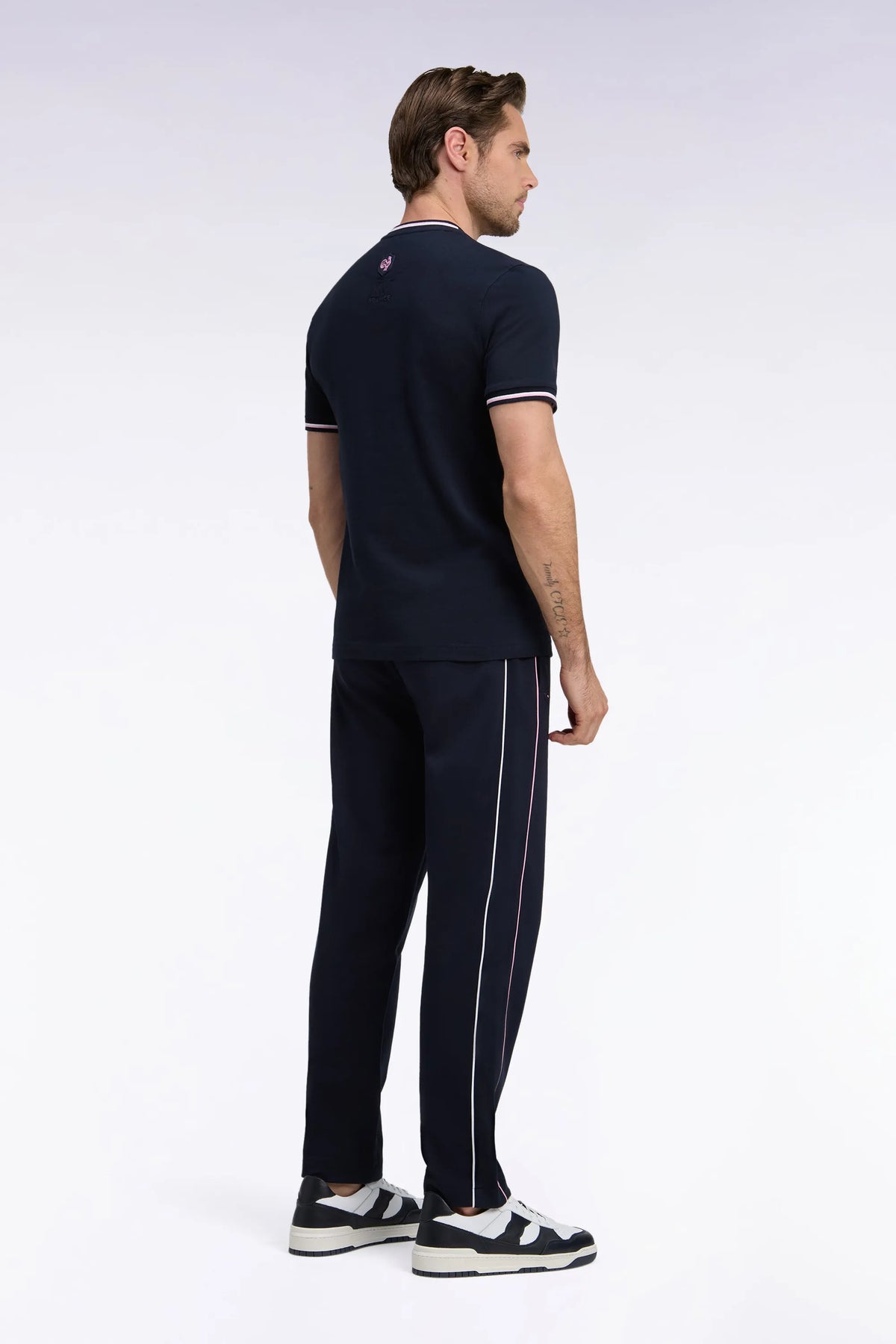 Eden Park  Men Navy Interlock Fleece Joggers with Pink Piping XV From France SKU: H26MAIJO0009_BLF Image 04