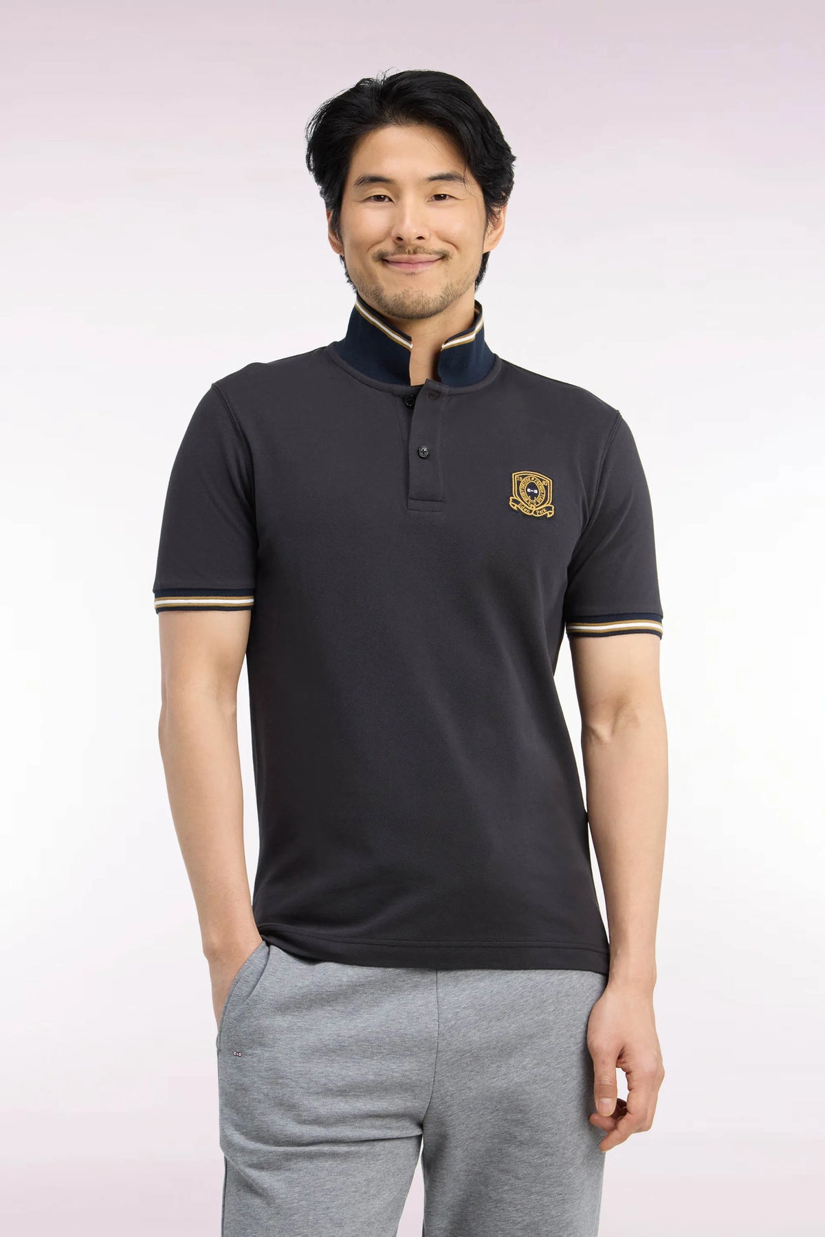 Eden Park  Men Short-Sleeved Polo Shirt in Brown Combed Cotton PiquŽ with Straight-Cut Patch SKU: H26MAIPC0035_MAF1 Image 01
