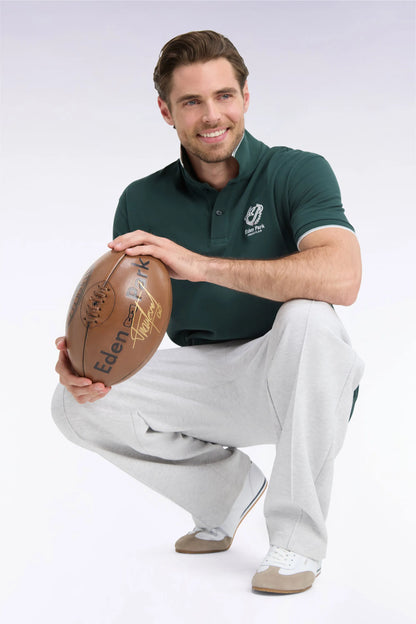 Eden Park  Men Short-Sleeved Polo Shirt in Green Cotton with Straight-Cut Patch SKU: H26MAIPC0037_KAF9 Image 03
