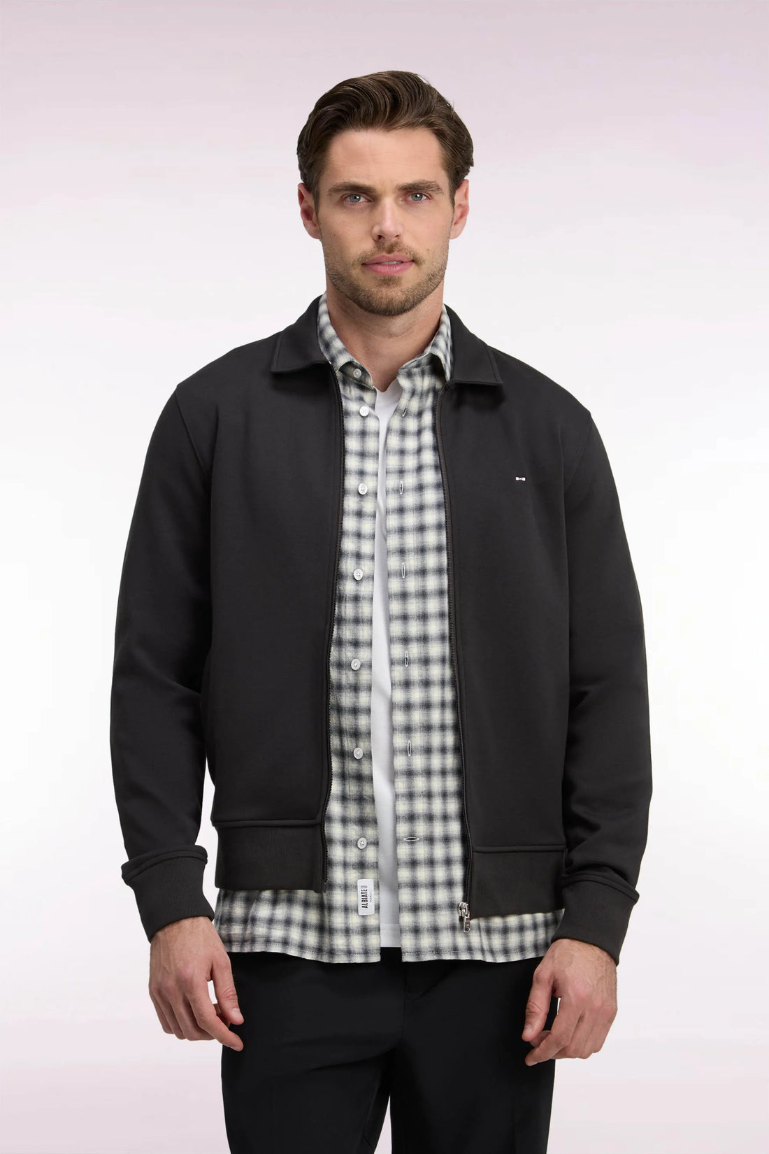 Eden Park  Men Zip-Up Sweatshirt with Polo Collar in Brown Cotton with a Straight Cut SKU: H26MAISW0020_MAF1 Image 01