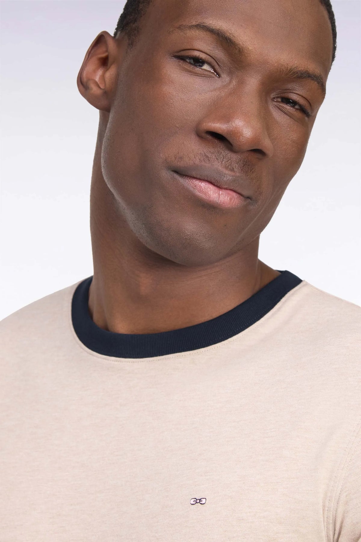 Eden Park  Men Short-Sleeved Short-Sleeved Cotton T-Shirt in Beige with Navy Ribbing with a Straight Cut SKU: H26MAITC0021_BEC13 Image 06