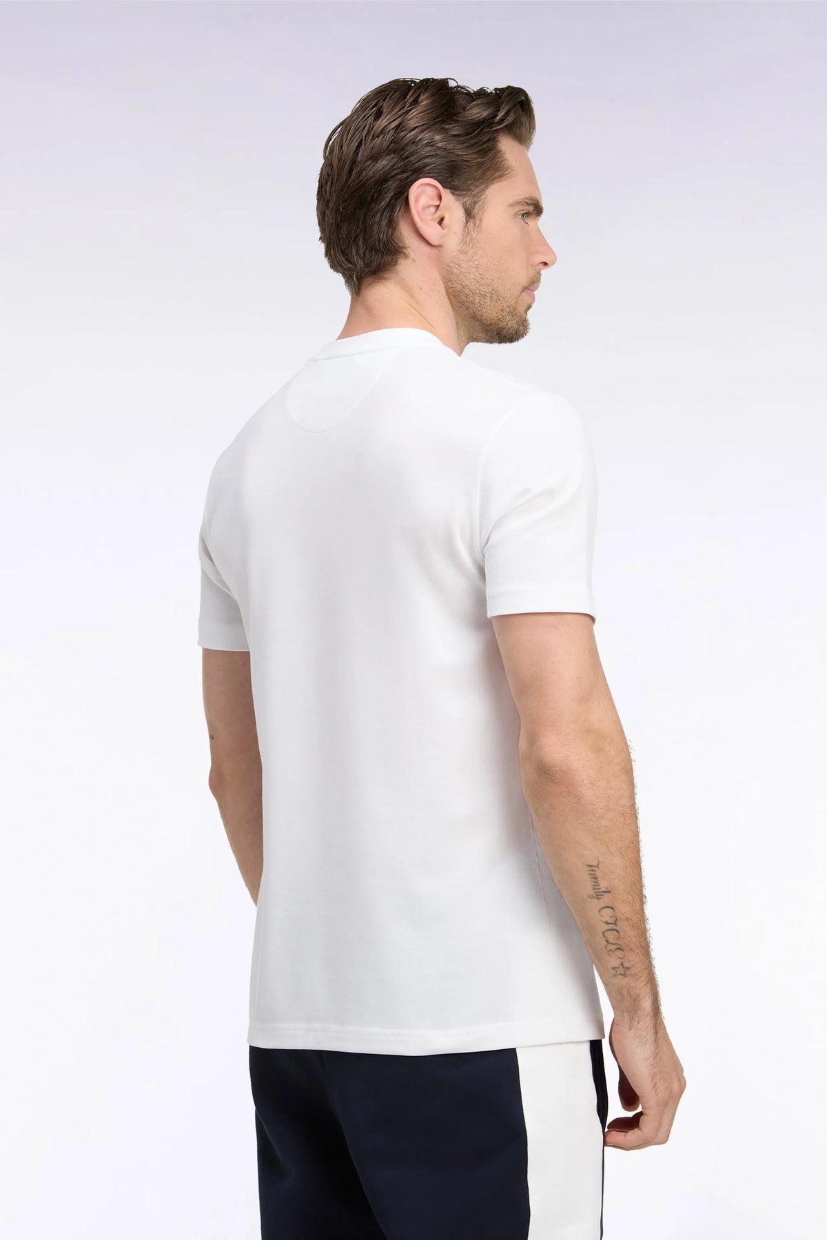 Eden Park 0 Men Straight-Cut White Short-Sleeved T-Shirt SKU: H26MAITC0030_BC Image 04