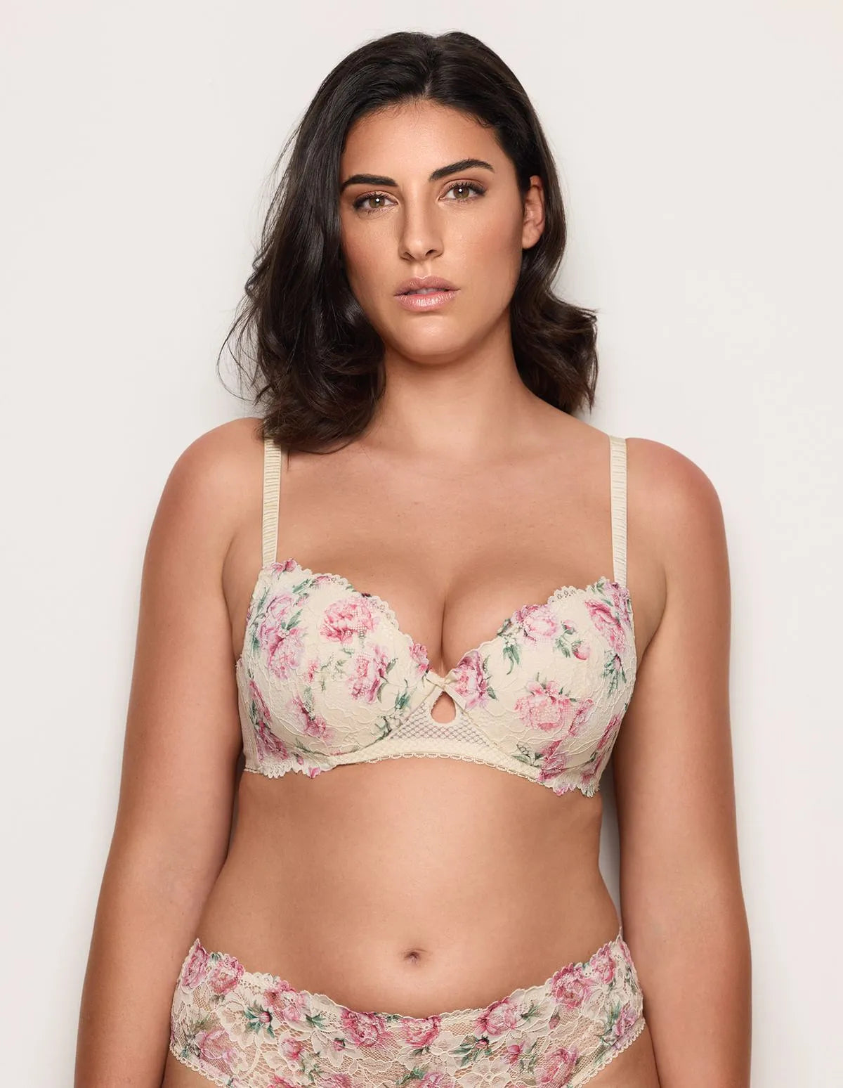 Yamamay_Almond_Preformed Balconette Bra with Underwire in Different Cup Sizes Ð Eloise_IBAD183008_244_02