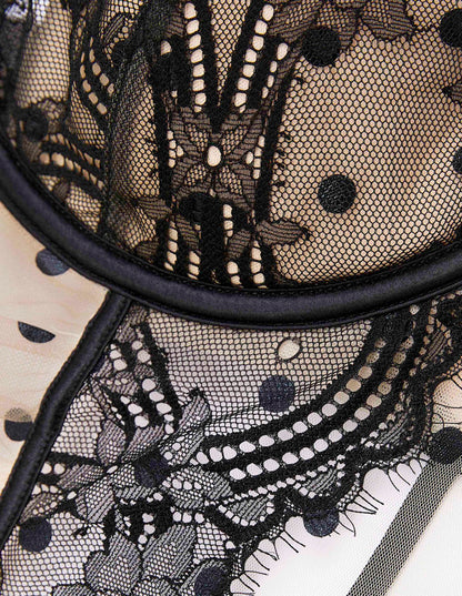 Yamamay_Delice Lace and Tulle Bodysuit with Lightly Padded Cups and Underwire_IBDD181009_075_05