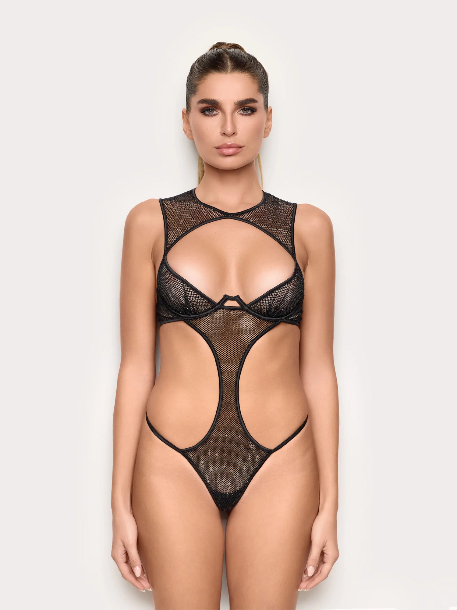 Yamamay_Black_Unlined Underwire Mesh Bodysuit with Rhinestones - Priv� Lexi_IBDD184002_072_02