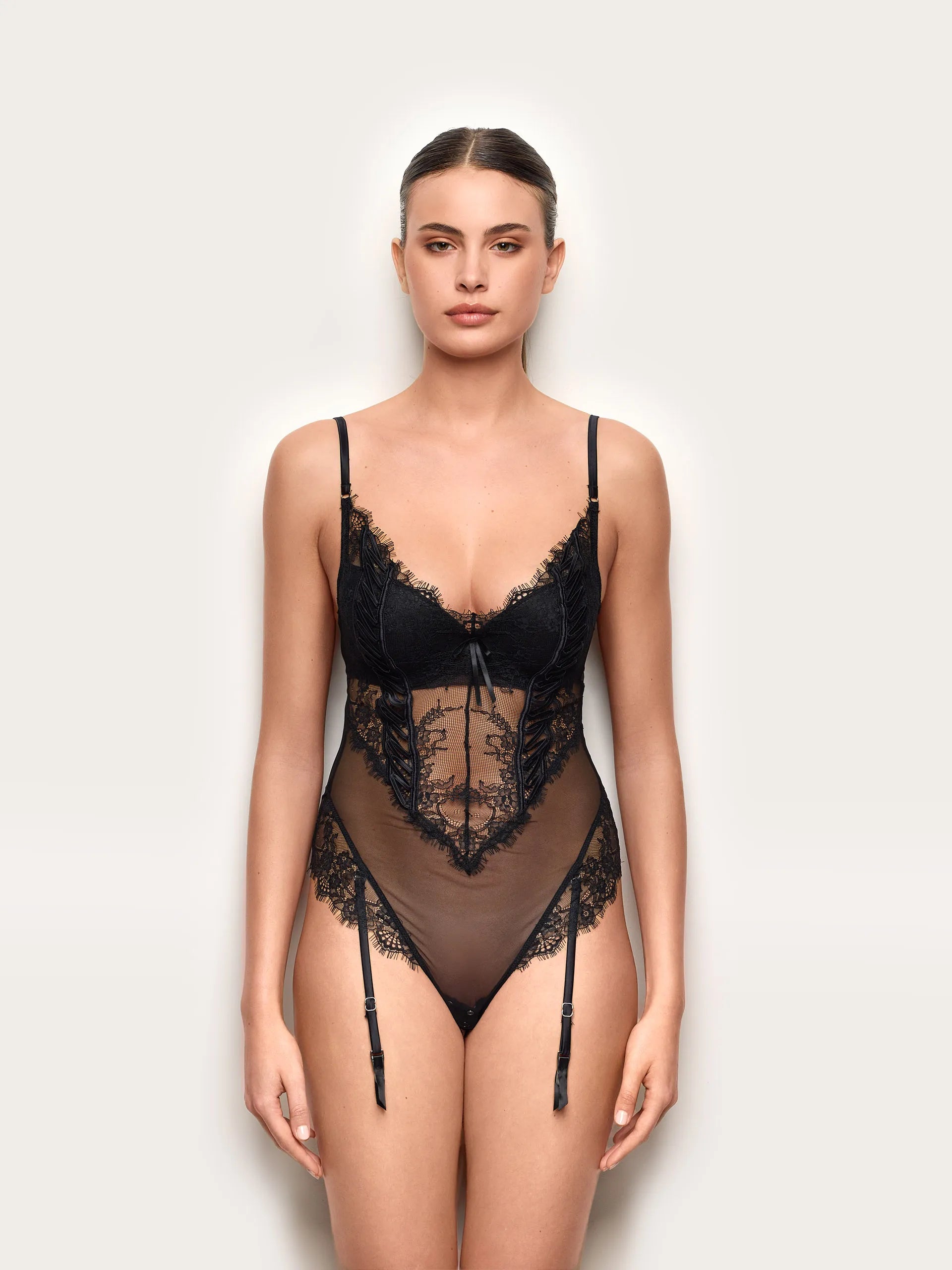 Yamamay_Black_Preformed Underwired Bodysuit - Desire_IBDD191003_072_02