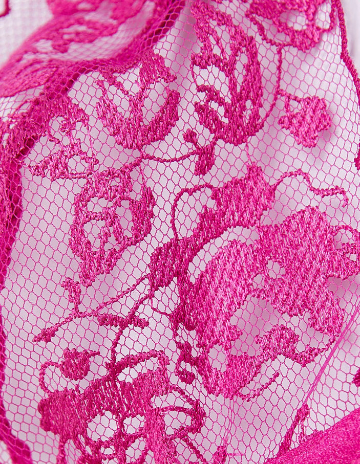 Yamamay_PrivŽ - Secret Heart Underwired Semi-Open Balcony with Unpadded Cups_IBLD181002_040_06
