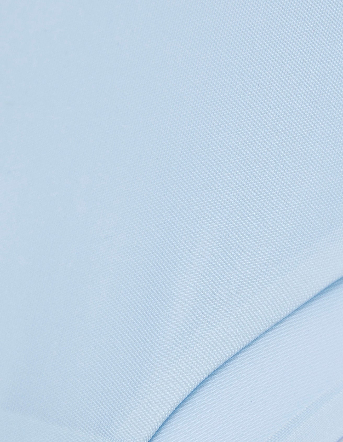 Yamamay_Invisible Ultralight Microfiber Seamfree Brazilian Briefs_IBND181014_032_06