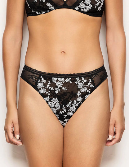Yamamay_Black_Lace Brazilian Brief Ð Paris_IBND183017_072_03