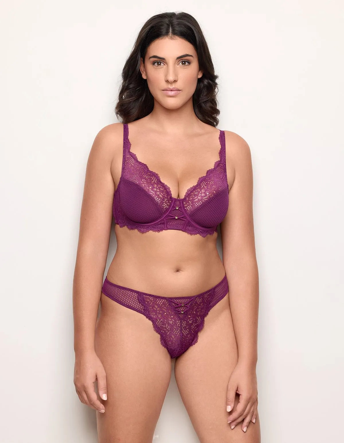Yamamay_PLUM_Brazilian Panty Ð Catchy_IBND183022_084_01