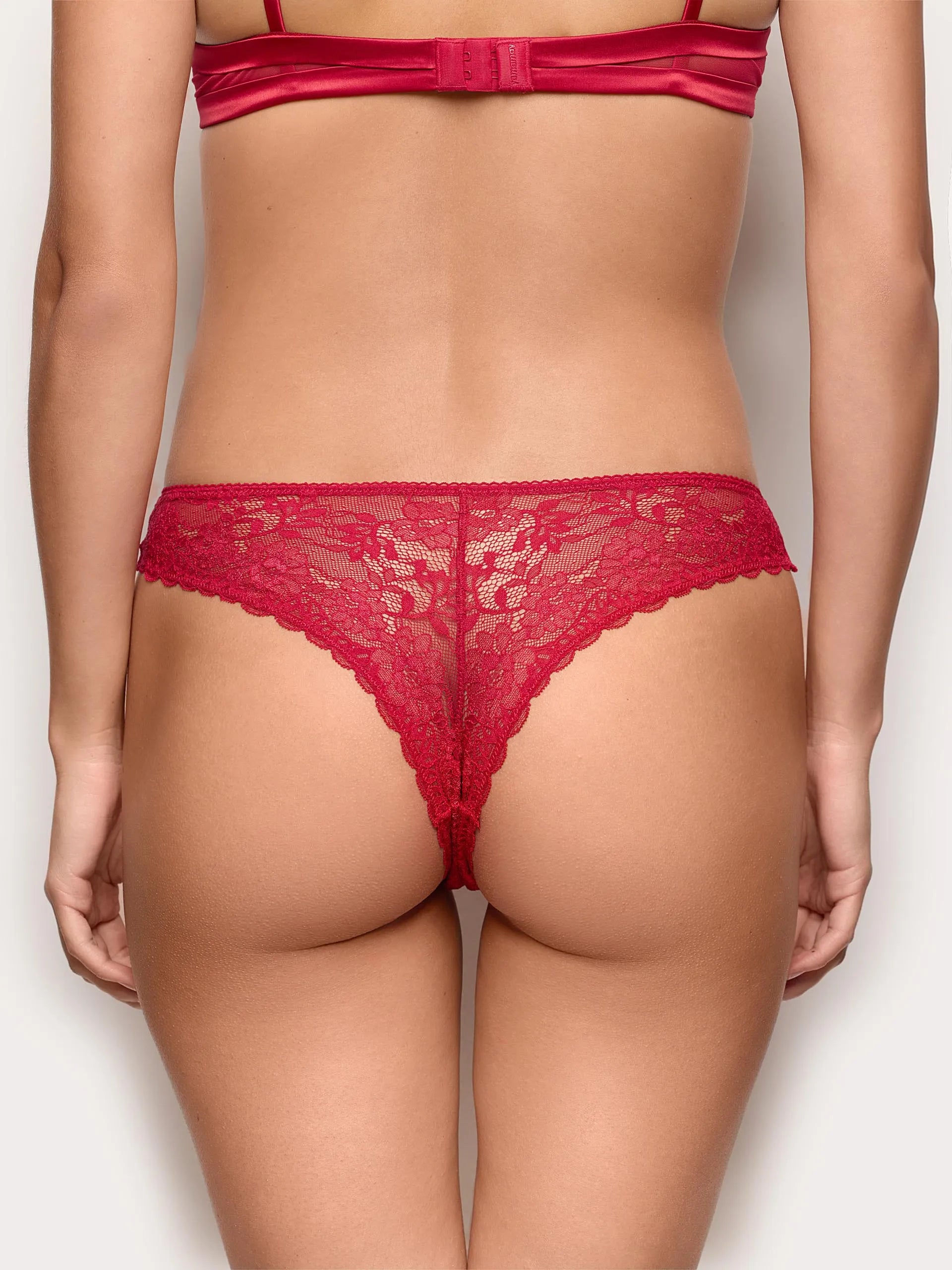 Yamamay_Ruby Red_Jolly Red Lace Brazilian_IBND184001_909_04