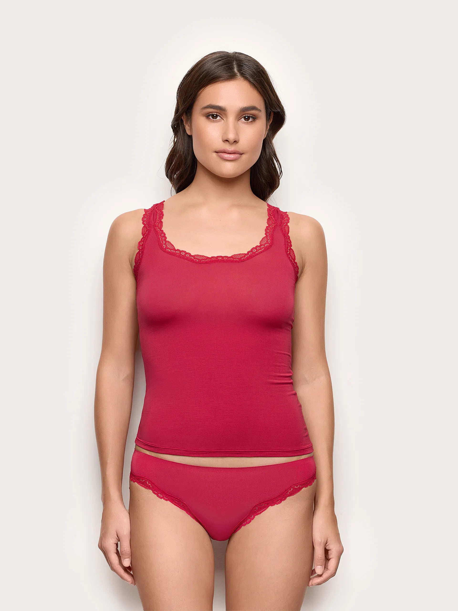 Yamamay_Ruby Red_Brazilian in Tencel¨ Modal with Silk_IBND184011_909_02