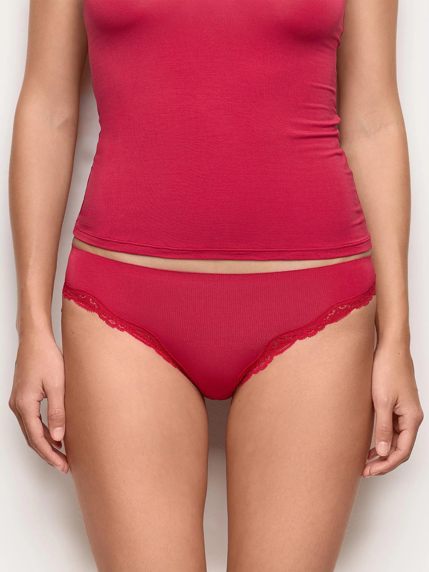 Yamamay_Ruby Red_Brazilian in Tencel¨ Modal with Silk_IBND184011_909_03
