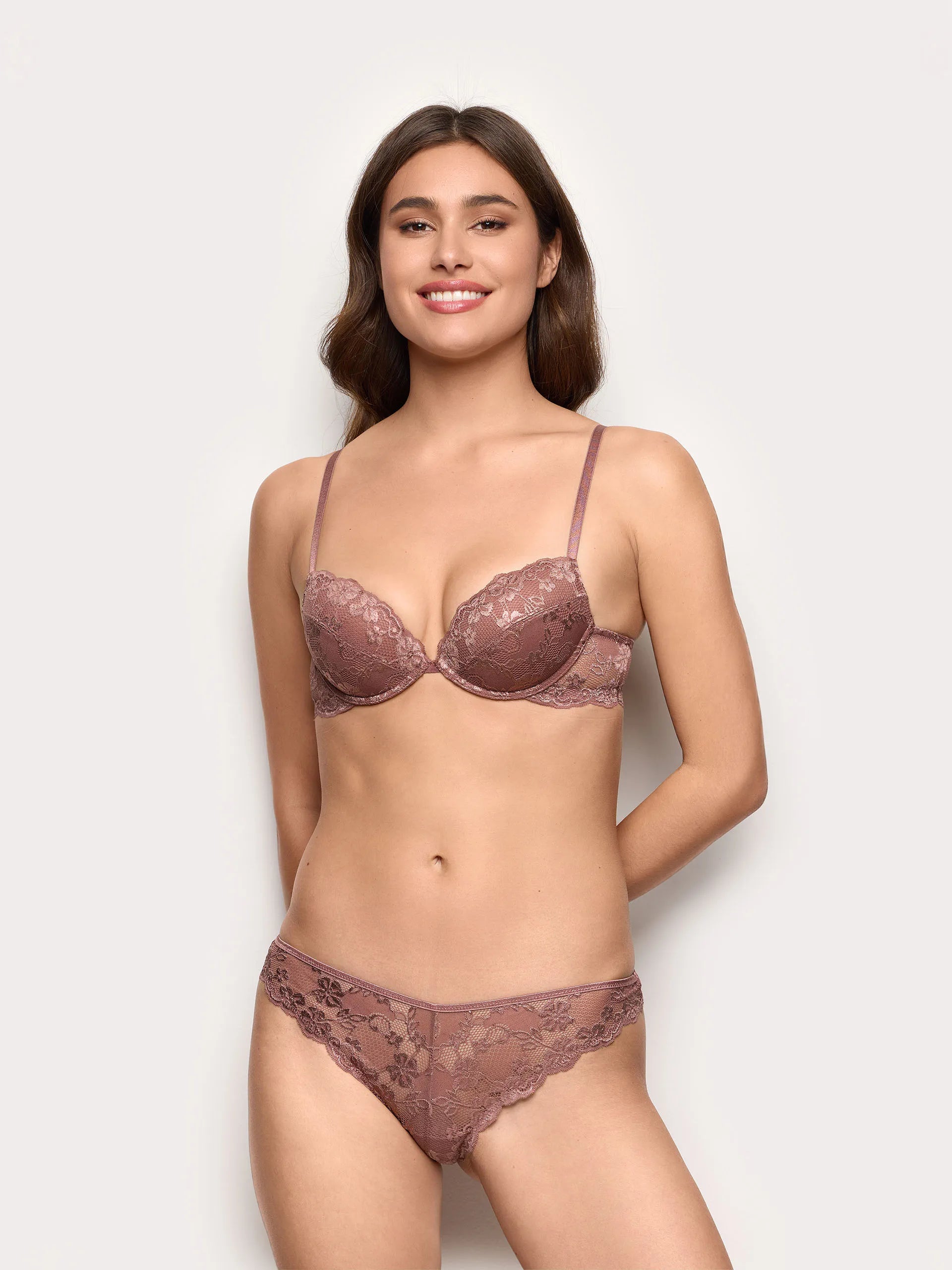 Yamamay_Dark Mauve_Brazilian Briefs - Primula Color_IBND191003_063_01