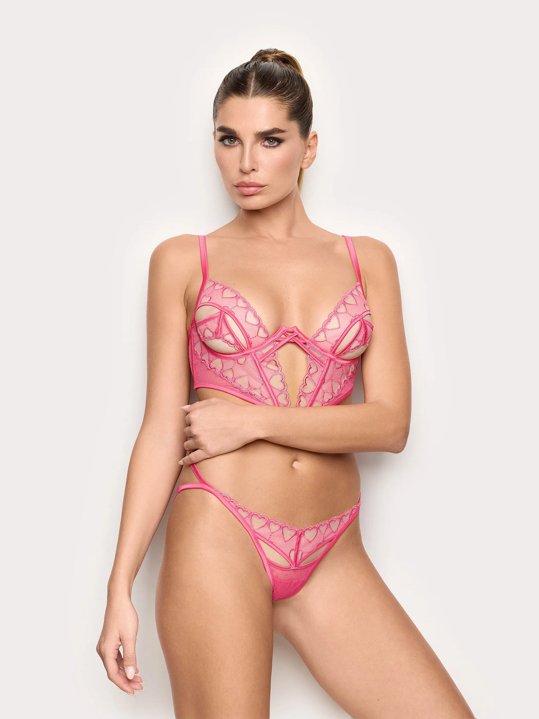 Yamamay_Fuchsia_Brazilian Embroidered Tulle Jacket - Priv� Beloved_IBND191009_040_01