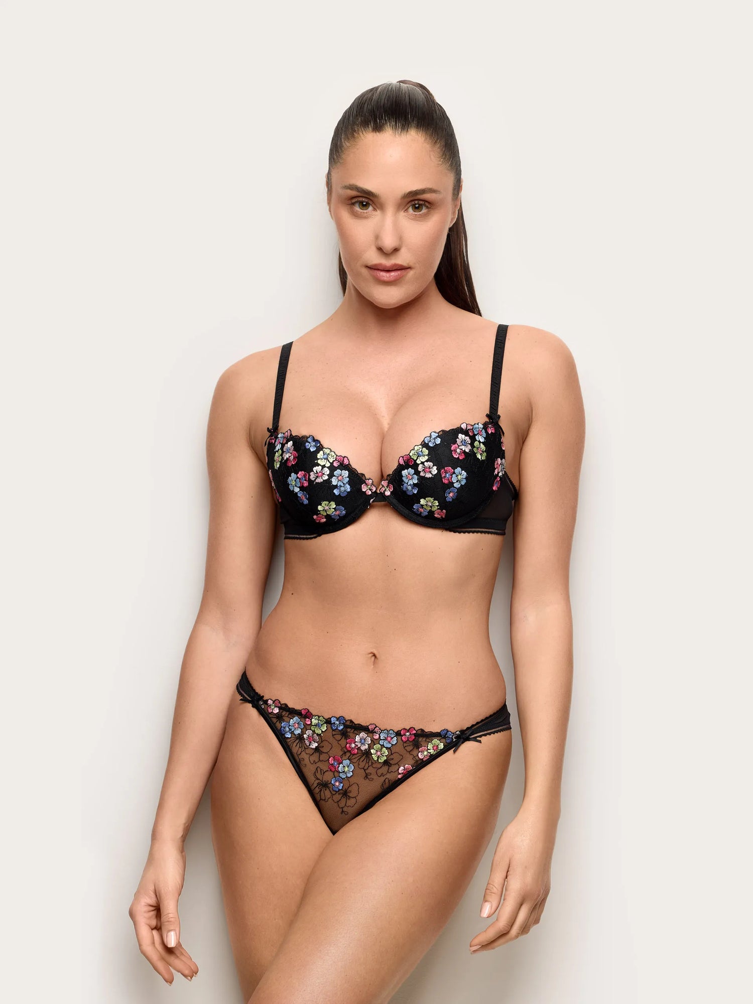 Yamamay_Black_Brazilian Briefs - Milli_IBND191013_072_01