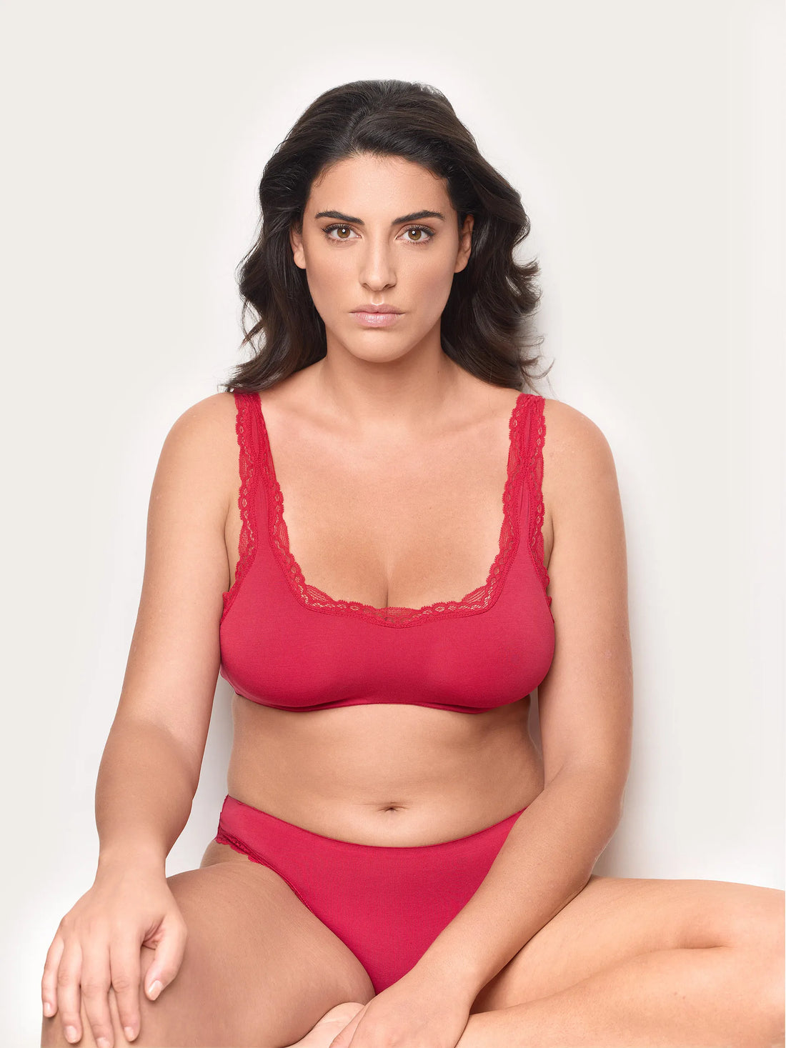 Yamamay_Ruby Red_Tencel¨ Modal Flexible Underwired Unlined Bralette with Silk_IBRD184003_909_01
