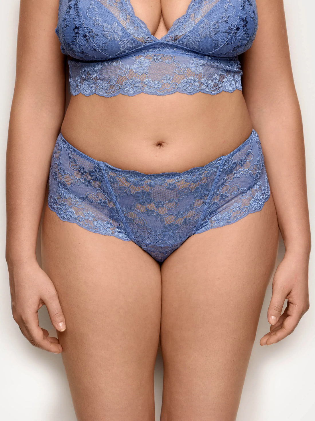 Yamamay_Denim_Brazilian Briefs in Lace and Microfiber - Primula Color_ICUD191002_038_08