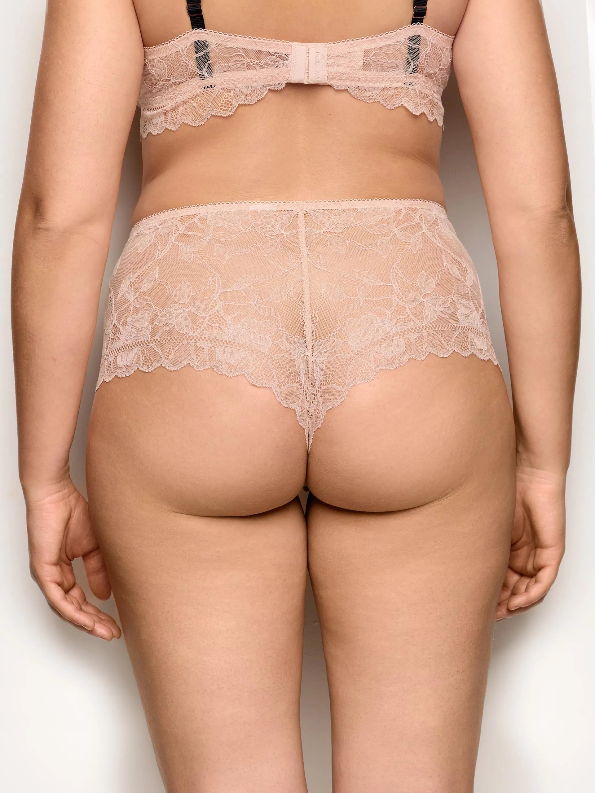Yamamay_Pale Pink_Lace Culottes - Elodie_ICUD191007_090_10