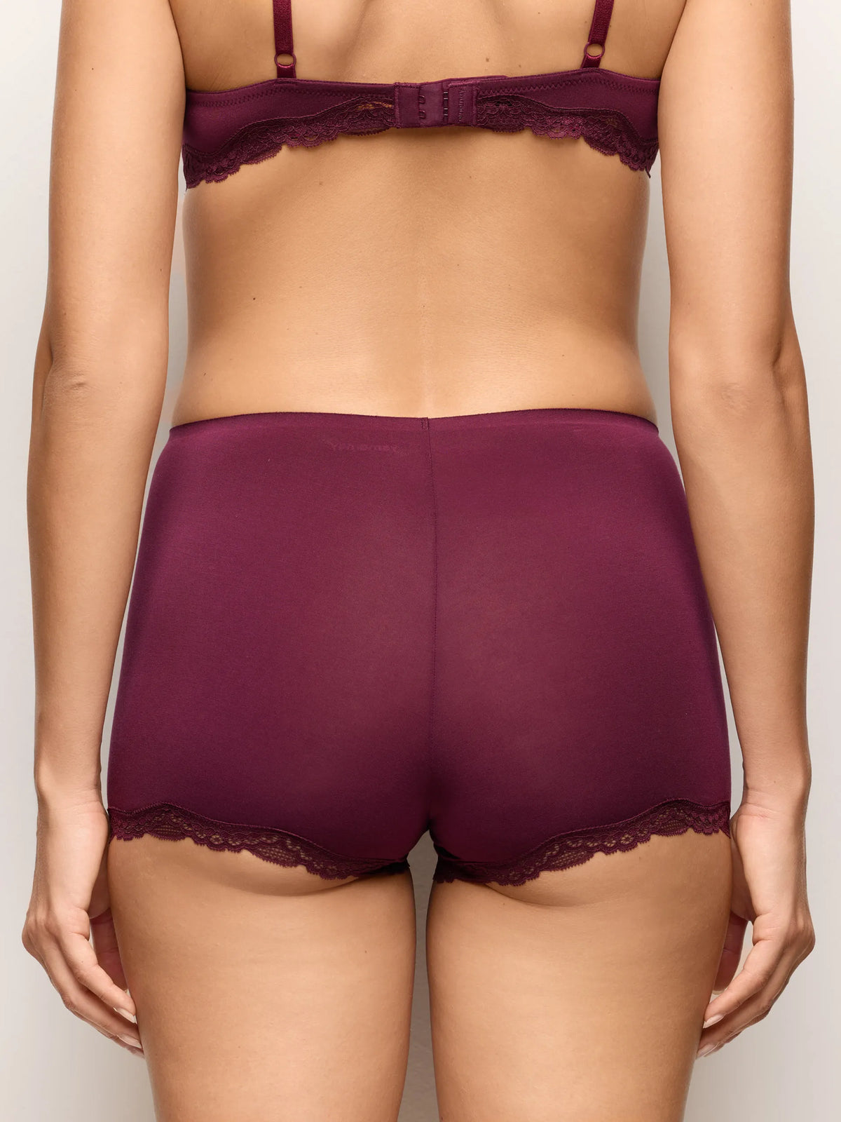 Yamamay MUST Women Panty - Modal &amp; Silk Color SKU: IPBD193001_837 Image 04
