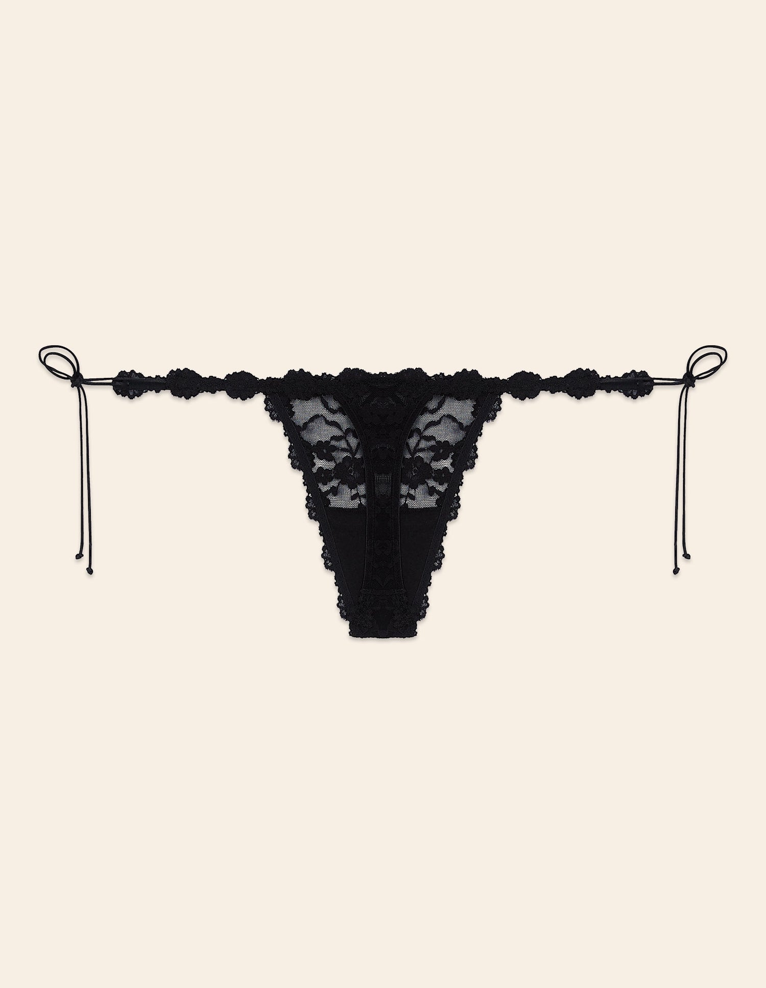 Yamamay_Fancy Lace Low-Rise Thong in Stretch Lace with Recycled Fibers_IPED181016_072_06