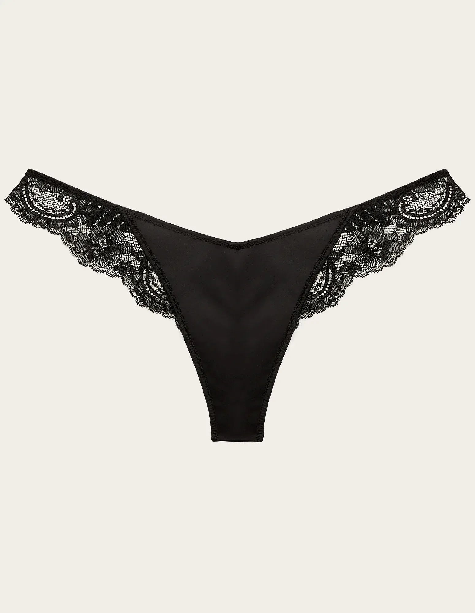 Yamamay_Black_WomenÕs Thong with Lace Details Ð Malice_IPED183006_072_06