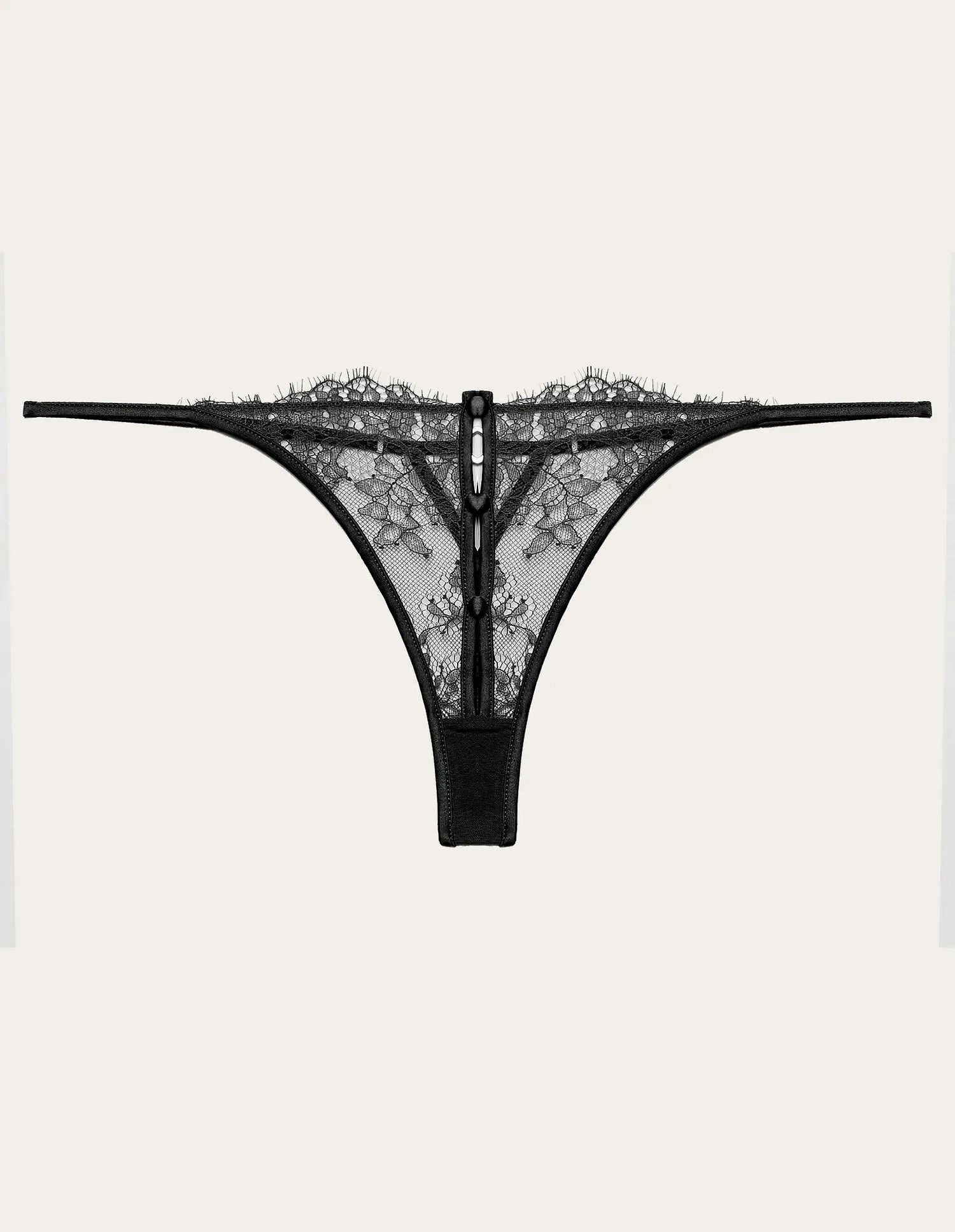Yamamay_Black_Low-Rise Lace Thong with Cut-Out Details Ð Priv� Kylie_IPED183013_072_07