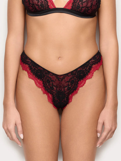Yamamay_Black_Thong In Lace with Satin Details Romantic_IPED184009_072_03
