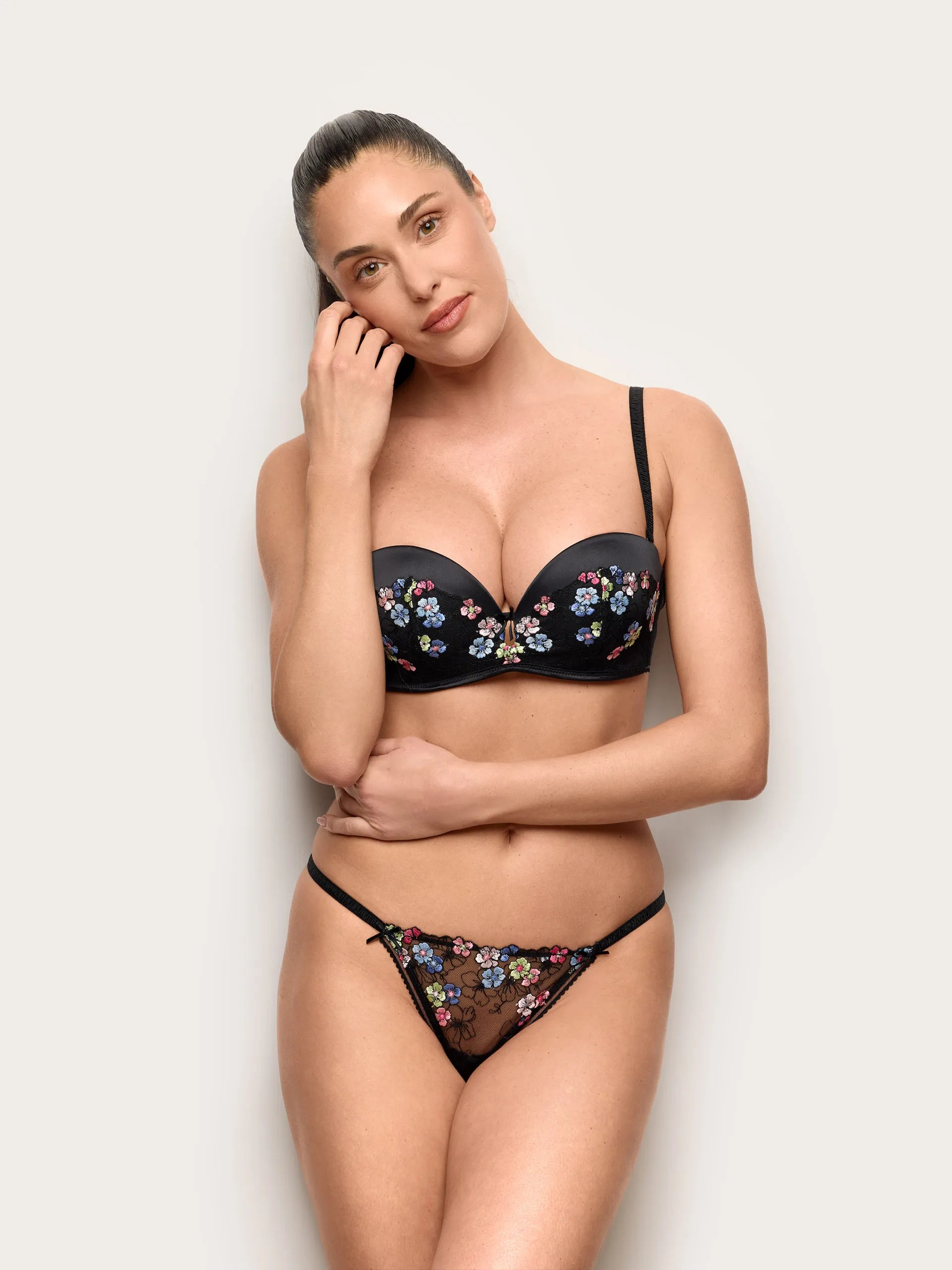 Yamamay_Black_G-String - Milli_IPED191012_072_01