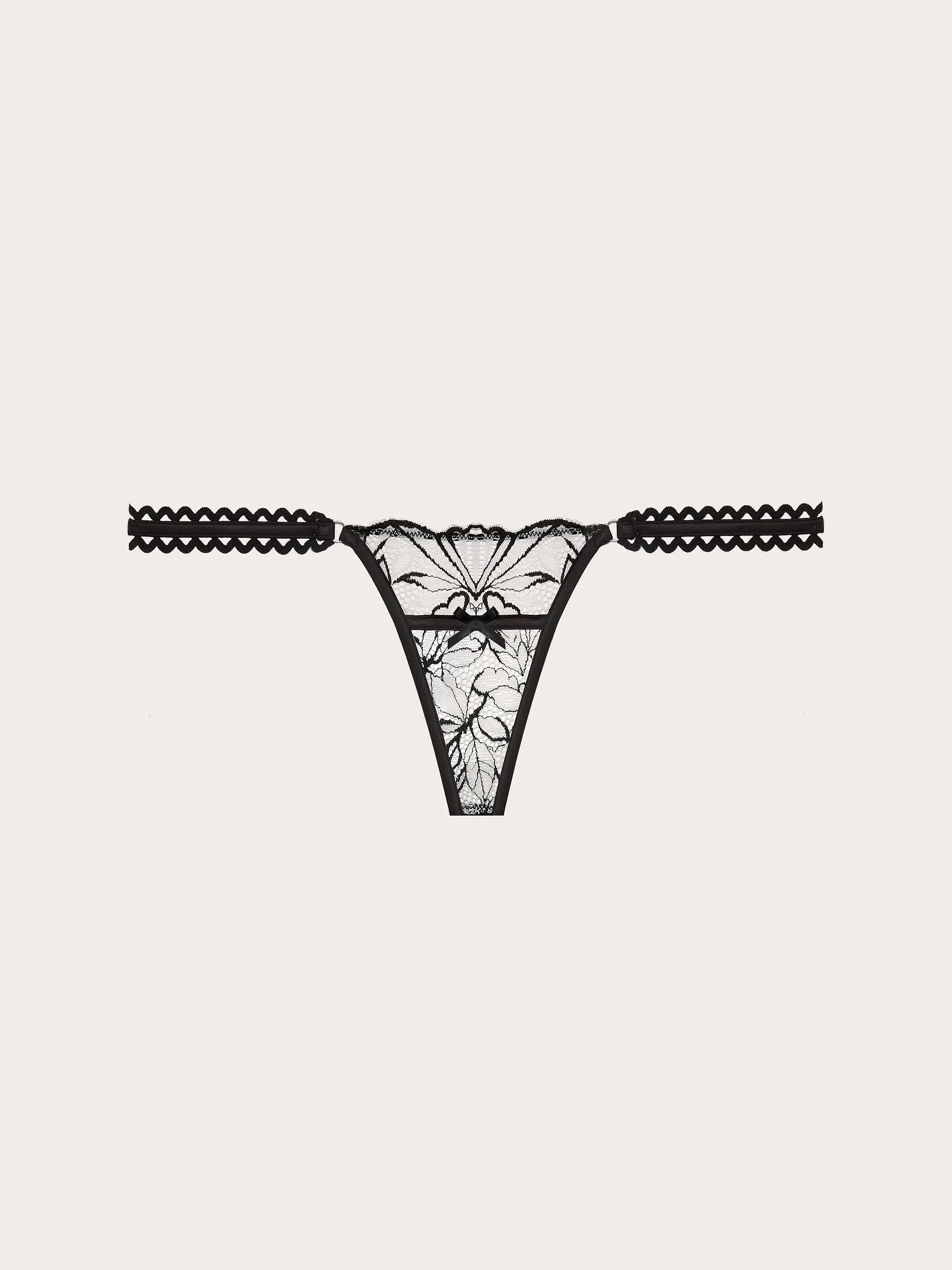 Yamamay_Black_Open Embroidered Tulle Thong - Priv� Frivolous_IPED191013_072_06