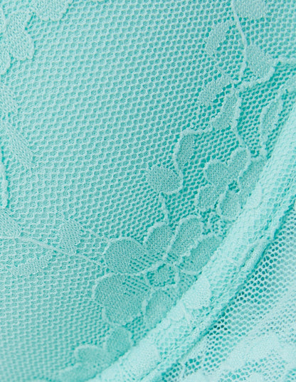 Yamamay_Fancy Lace Push-Up Lace Bra with Slightly Padded Cups and Underwire_IPUD181016_001_05