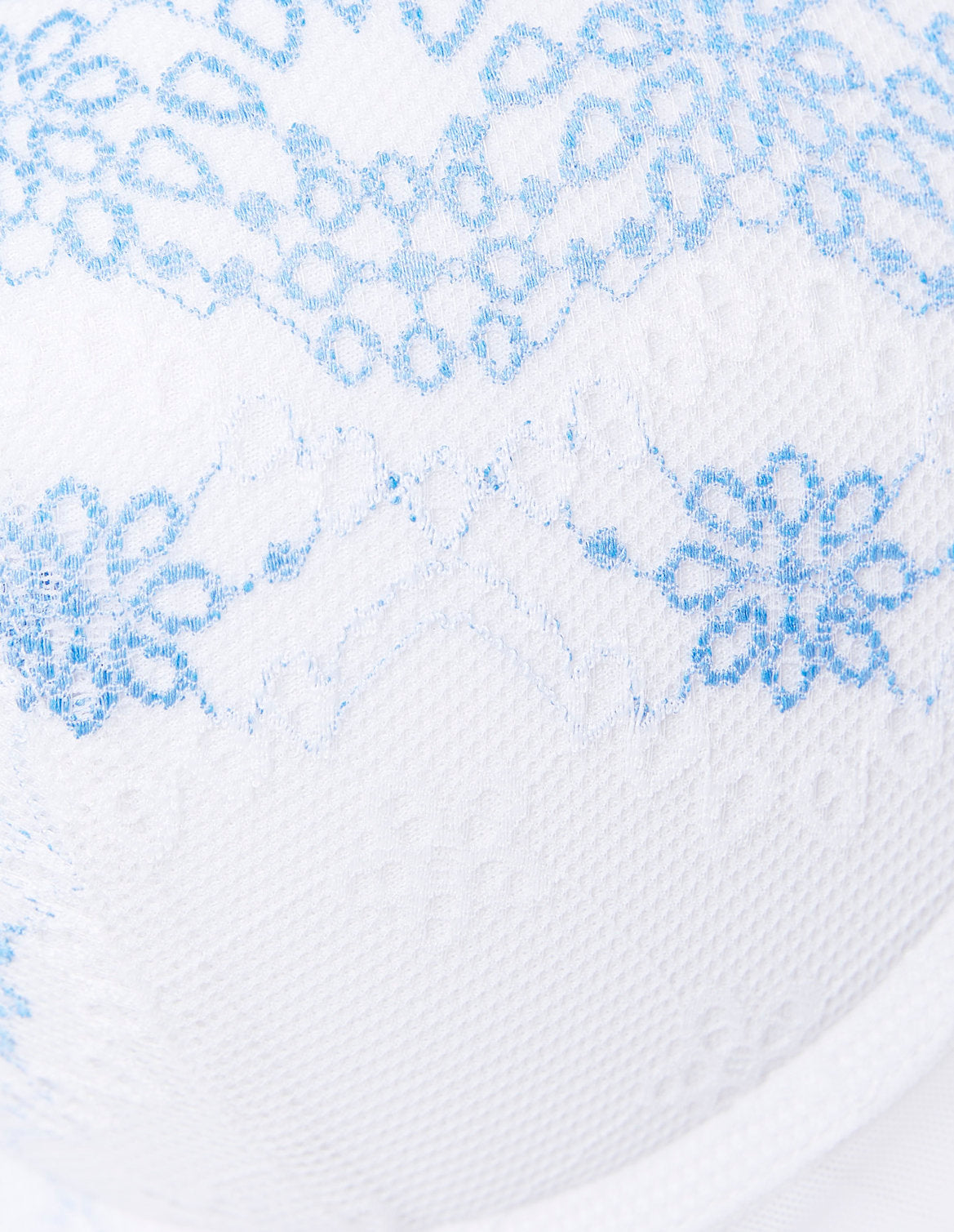 Yamamay_Corine Push-Up Bra in Embroidered Lace_IPUD181022_056_05