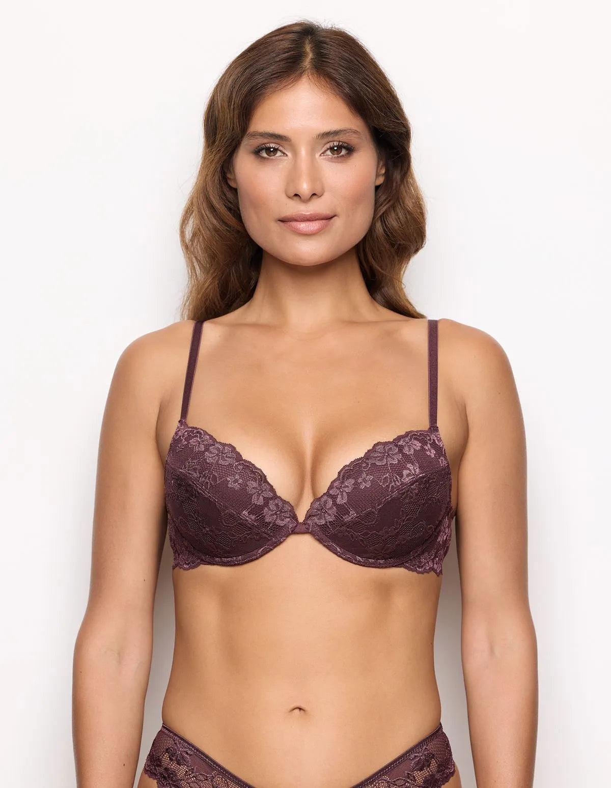 Yamamay_Mahogany_Underwired Push-Up Bra in Mahogany Lace Ð Primula Color_IPUD183008_070_02