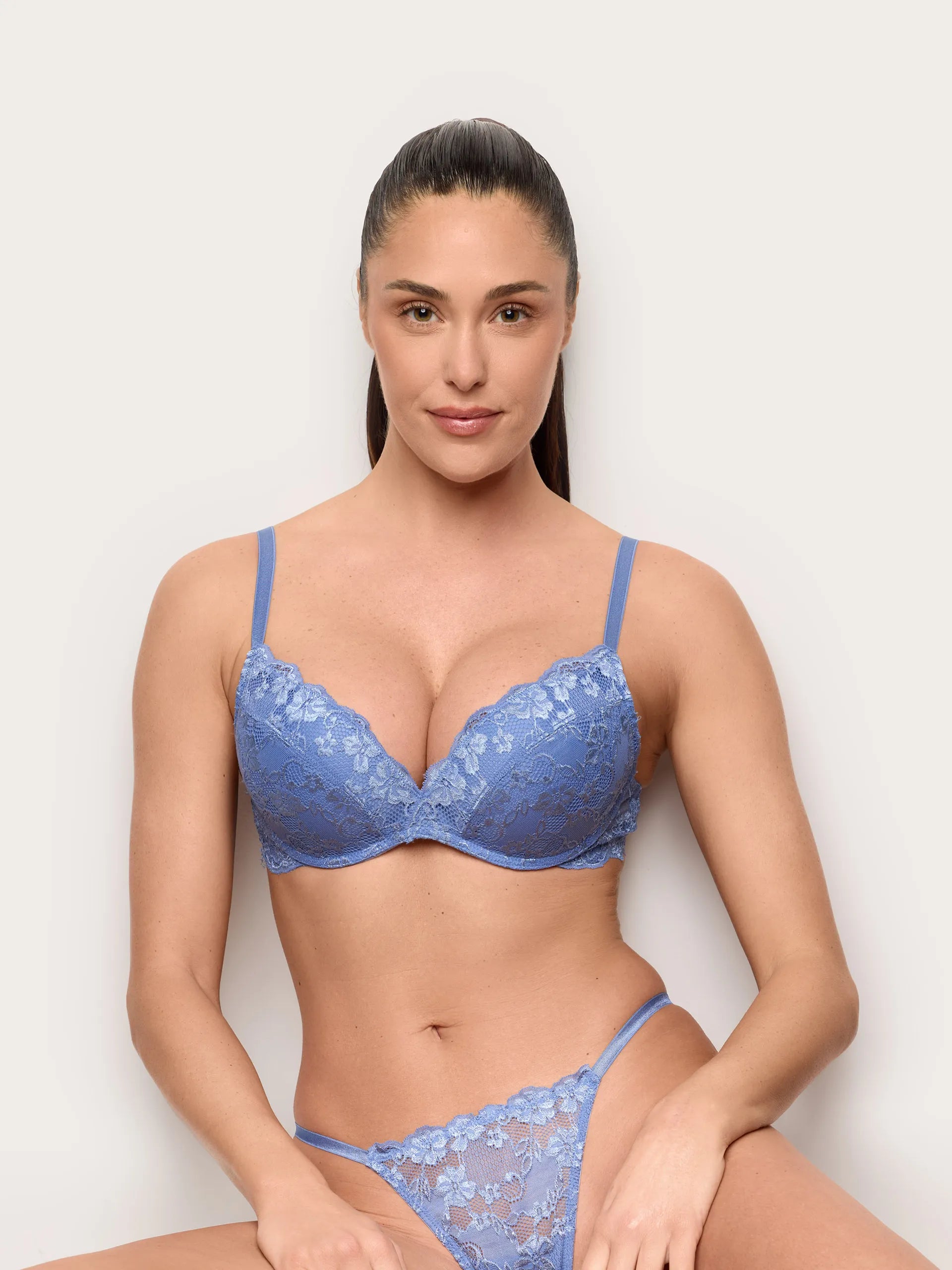 Yamamay_Denim_Padded Lace Push-Up Bra without Underwire - Primula Color_IPUD191005_038_01