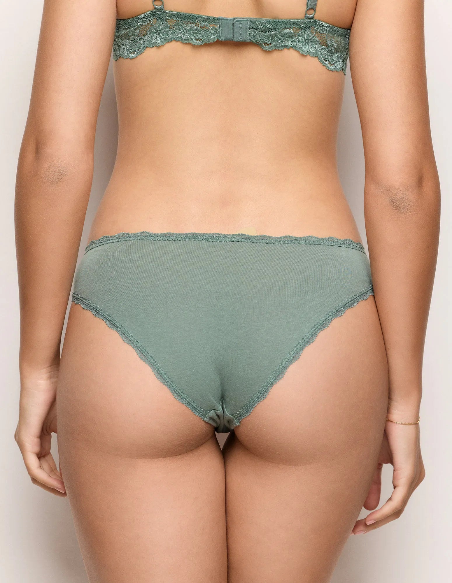 Yamamay_Sage Green_Women&