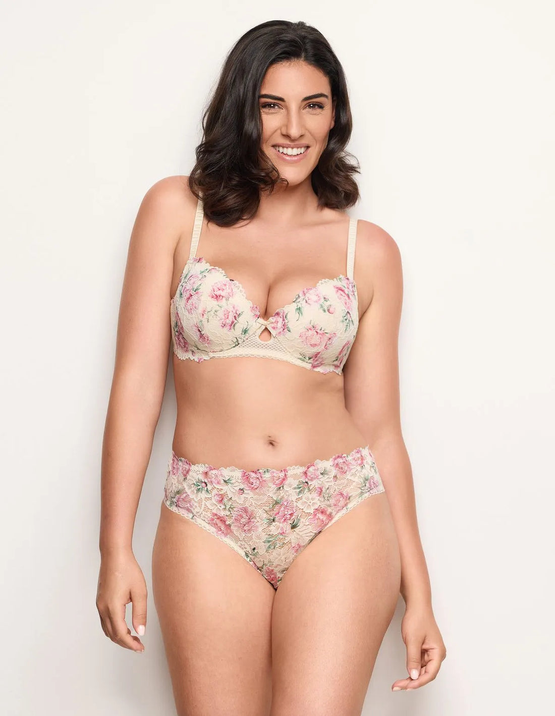 Yamamay_Almond_Brief in Tulle and Lace Ð Eloise_ISLD183012_244_01