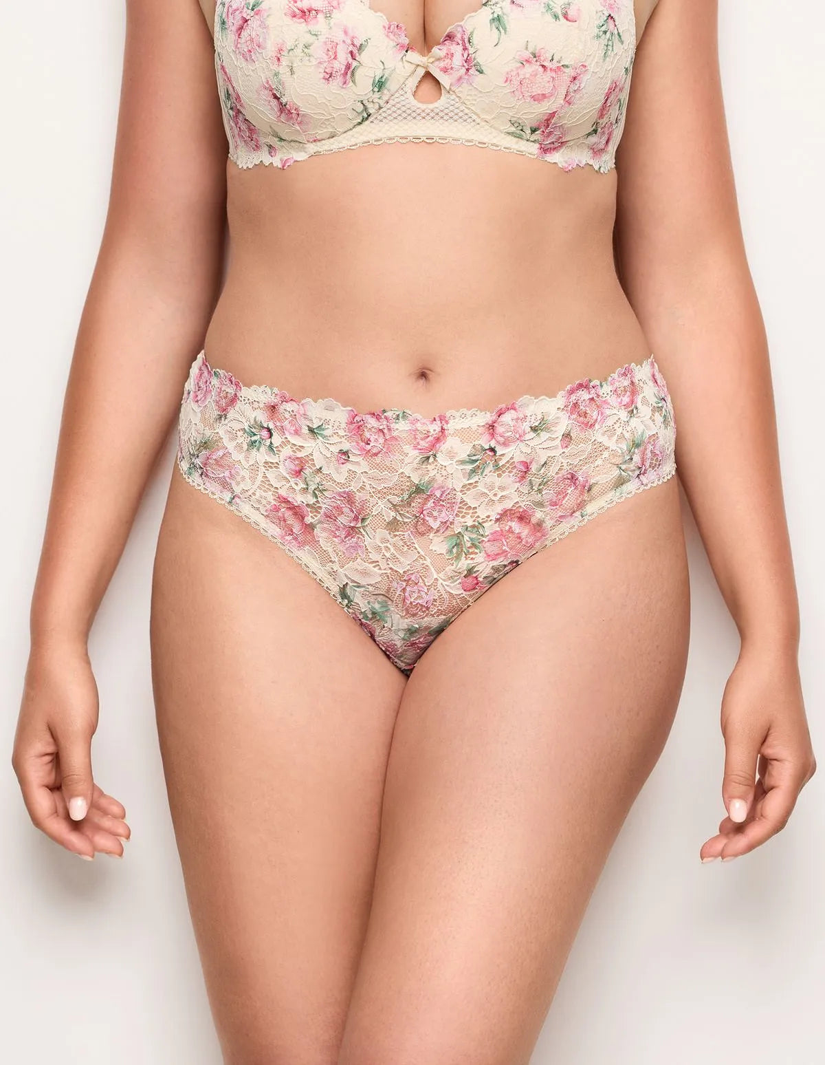 Yamamay_Almond_Brief in Tulle and Lace Ð Eloise_ISLD183012_244_03