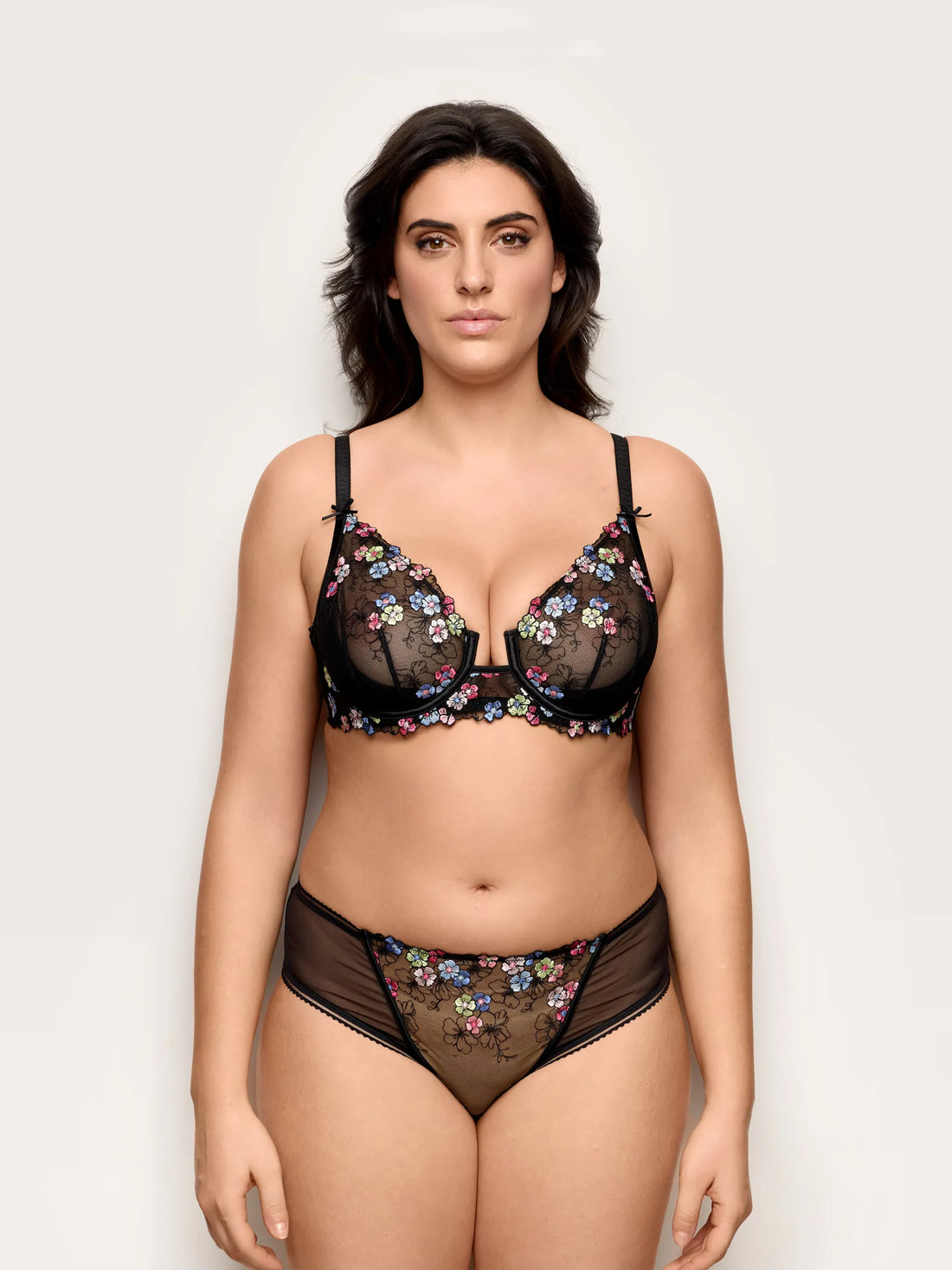 Yamamay_Black_Briefs - Milli_ISLD191006_072_07