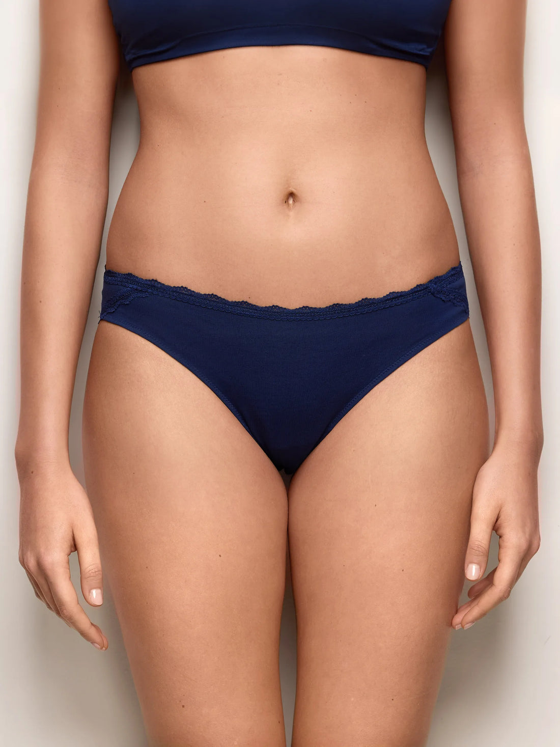 Yamamay_Dark Blue_Cotton Briefs - Vicky_ISLD191009_215_01