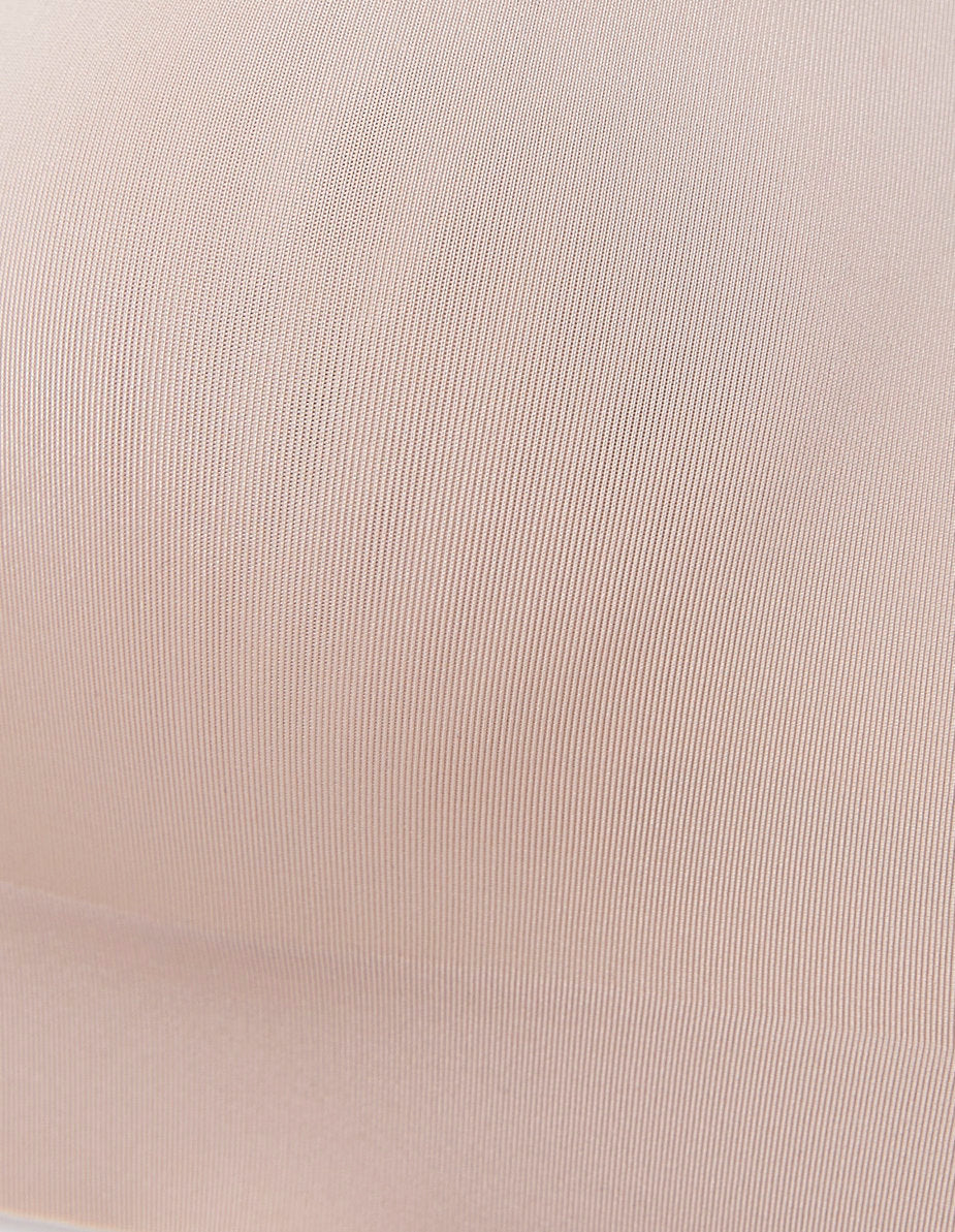 Yamamay_Invisible Ultralight Microfiber Non-Padded Triangle Bra_ITRD181007_216_05