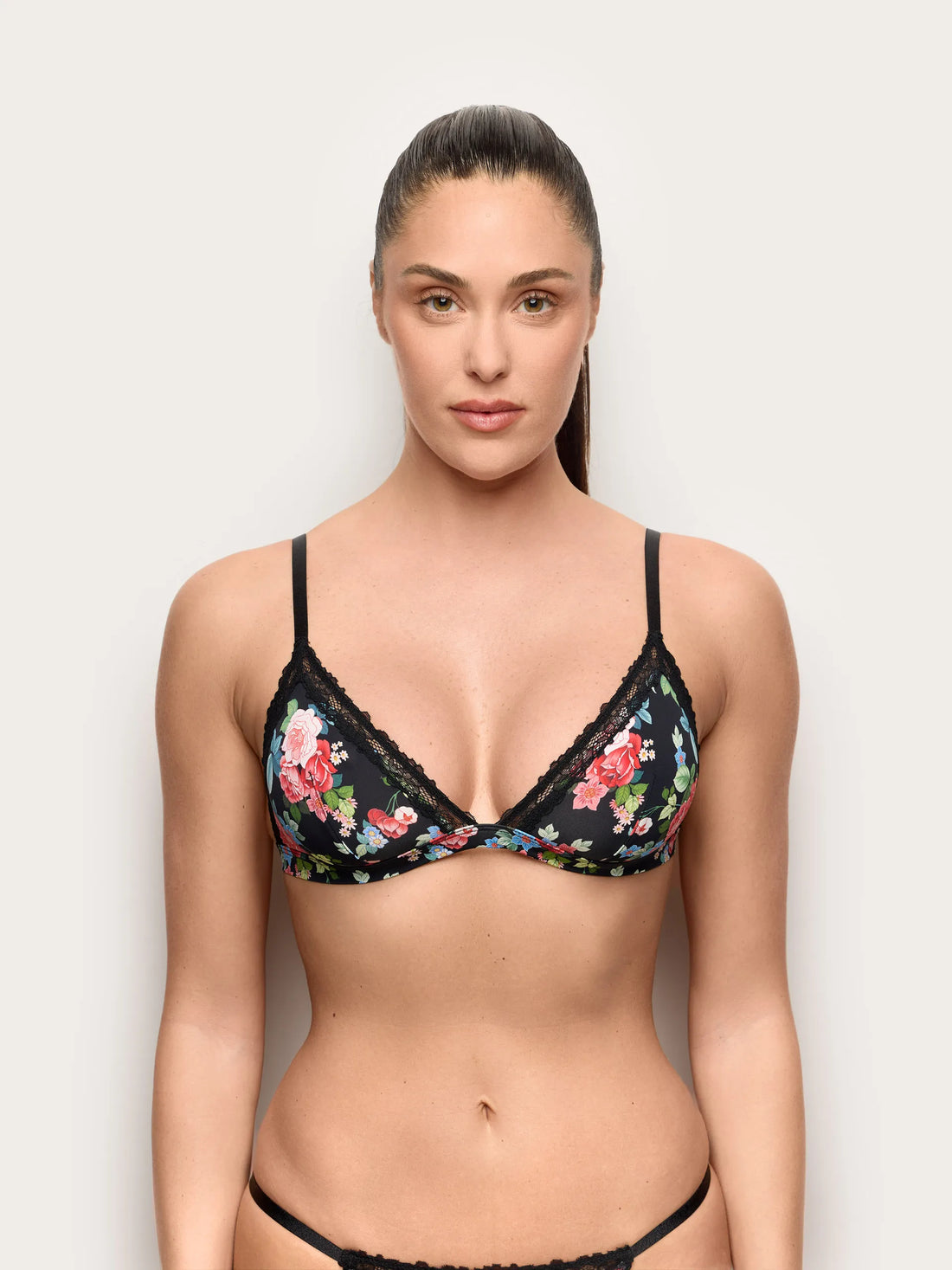 Yamamay_Printed_Triangle Bra - Bouquet_ITRD191005_128_02
