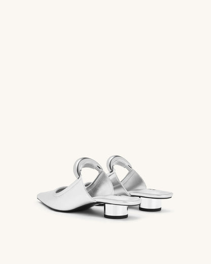 JW PEI_Silver_Helena Pierced Mules_J3120505-9_Silver_08