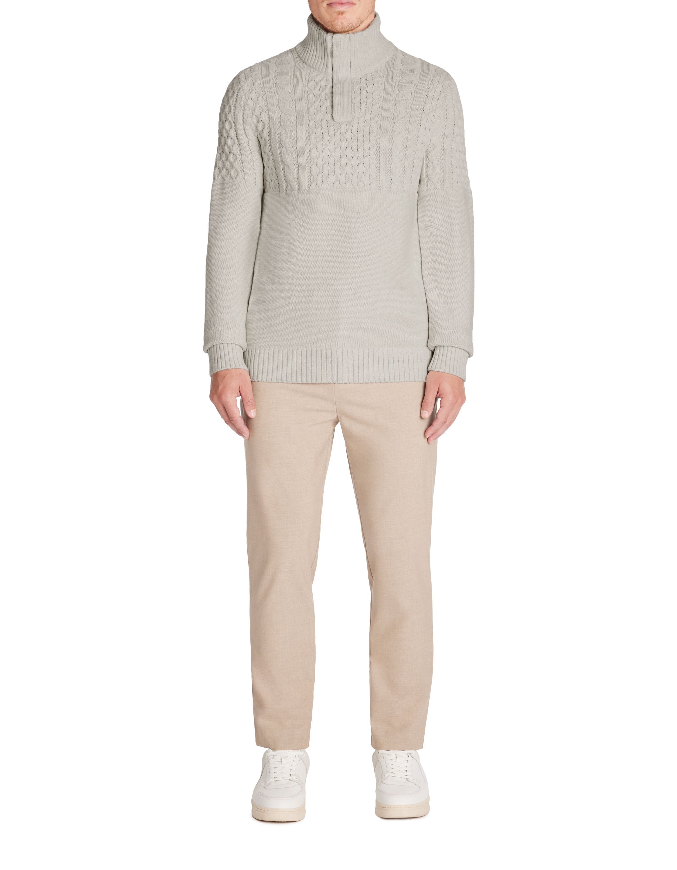 Celio_White Regular Cotton-Blend Stand-Up Neck Sweater_JEVIKING_OFF WHITE MEL_02